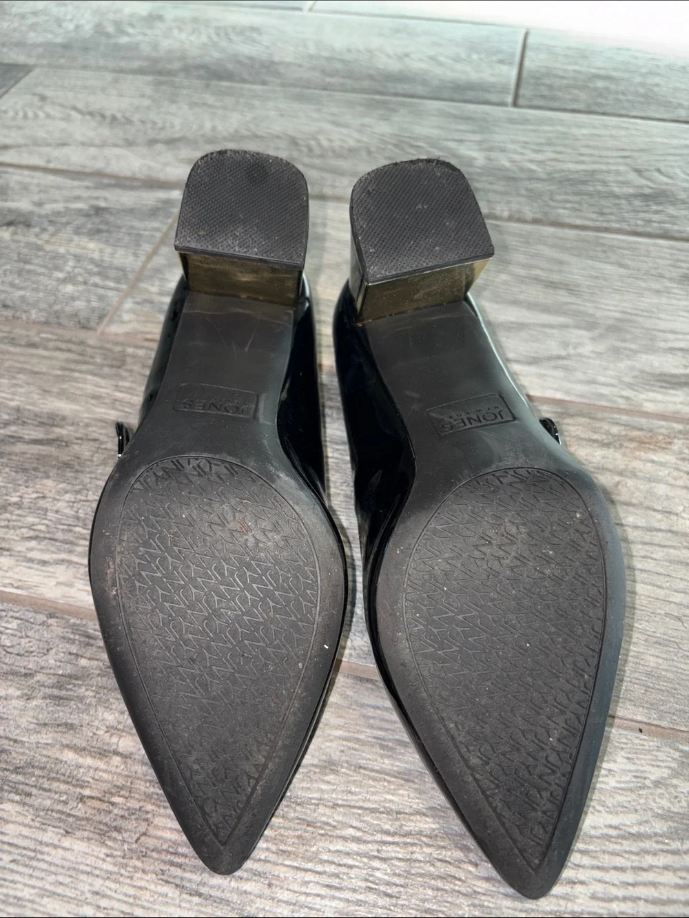 Jones New York Black Patent Pointed-Toe Mary Jane  3.5 inch size 7.5